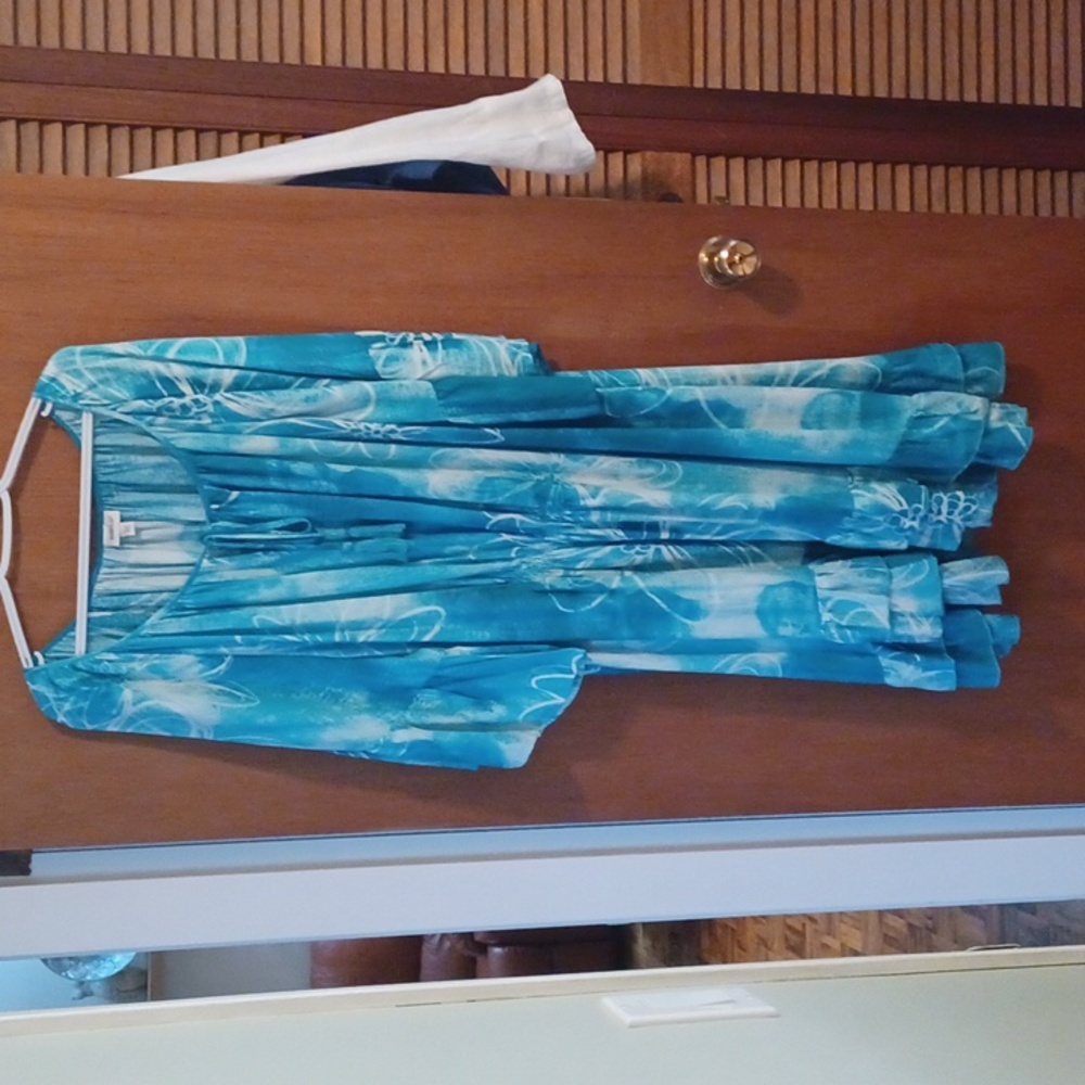 Avenue turquoise white print dress.